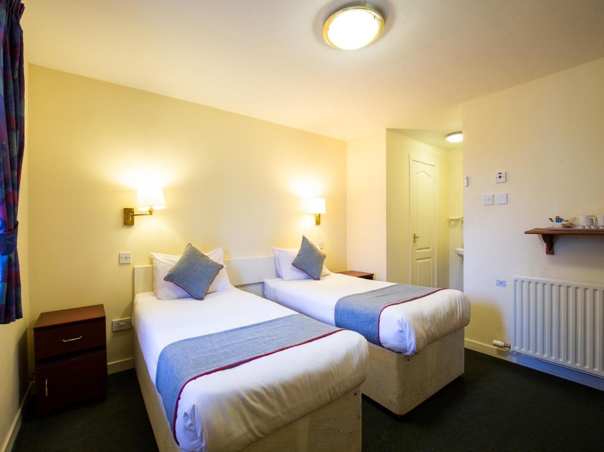 Longforgan Coaching Inn ดันดี ภายนอก รูปภาพ