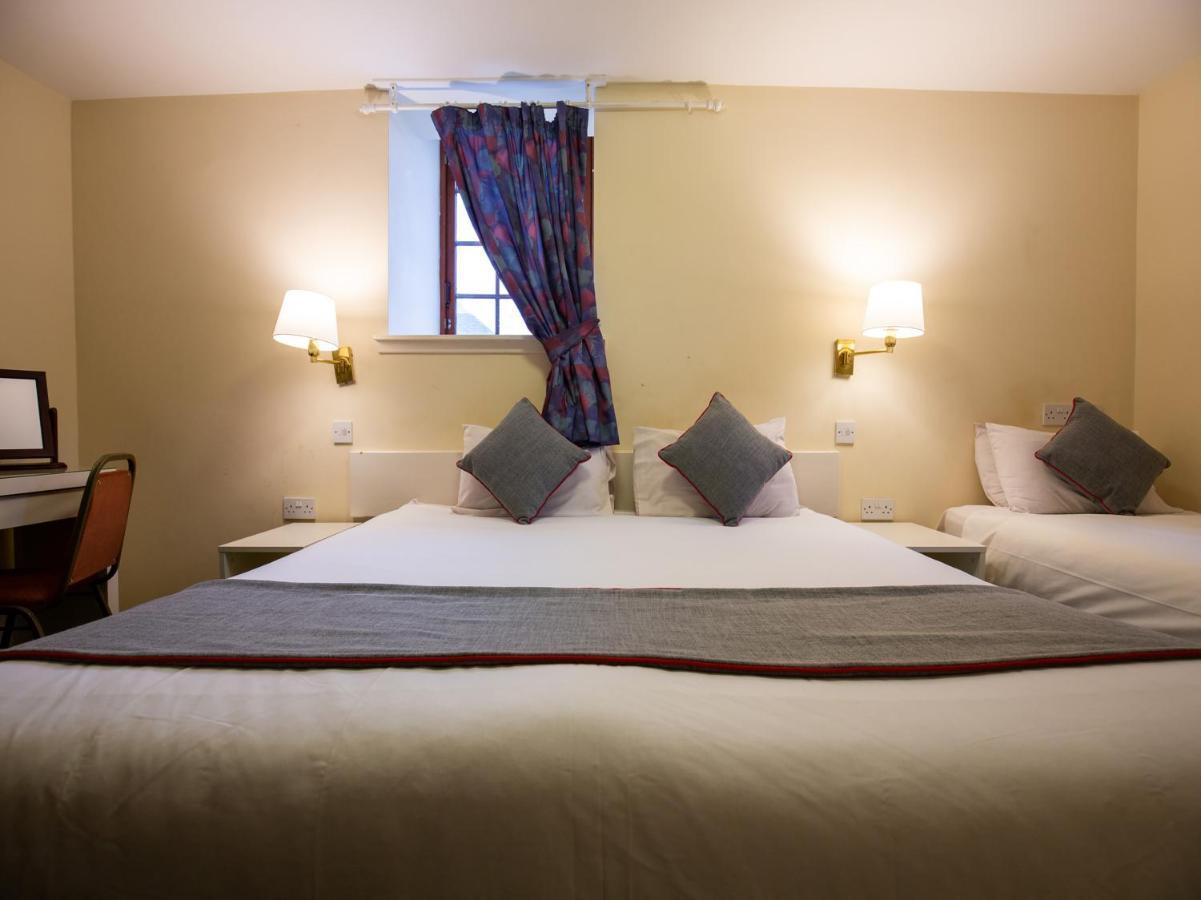 Longforgan Coaching Inn ดันดี ภายนอก รูปภาพ