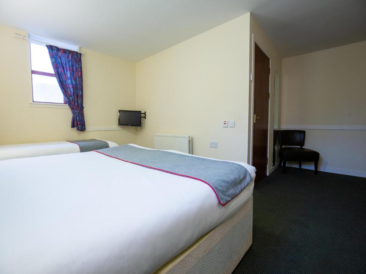 Longforgan Coaching Inn ดันดี ภายนอก รูปภาพ