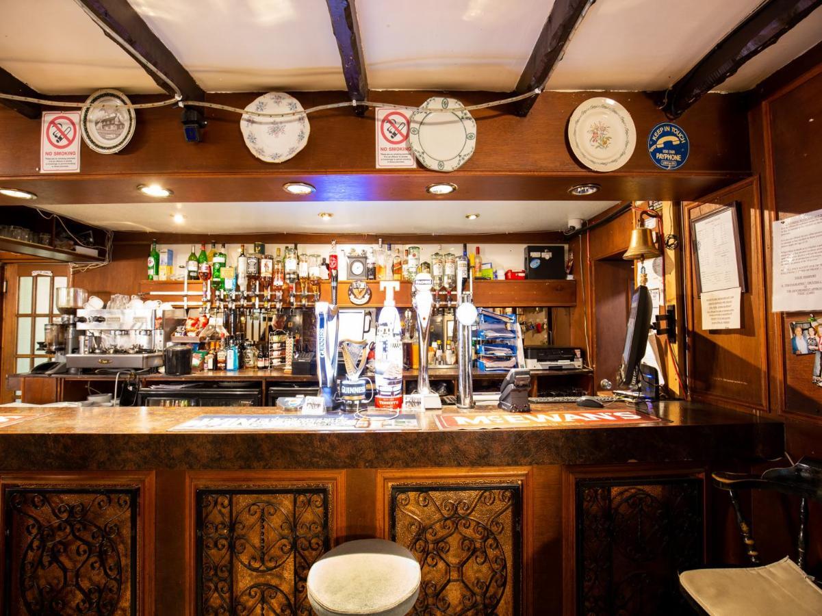 Longforgan Coaching Inn ดันดี ภายนอก รูปภาพ