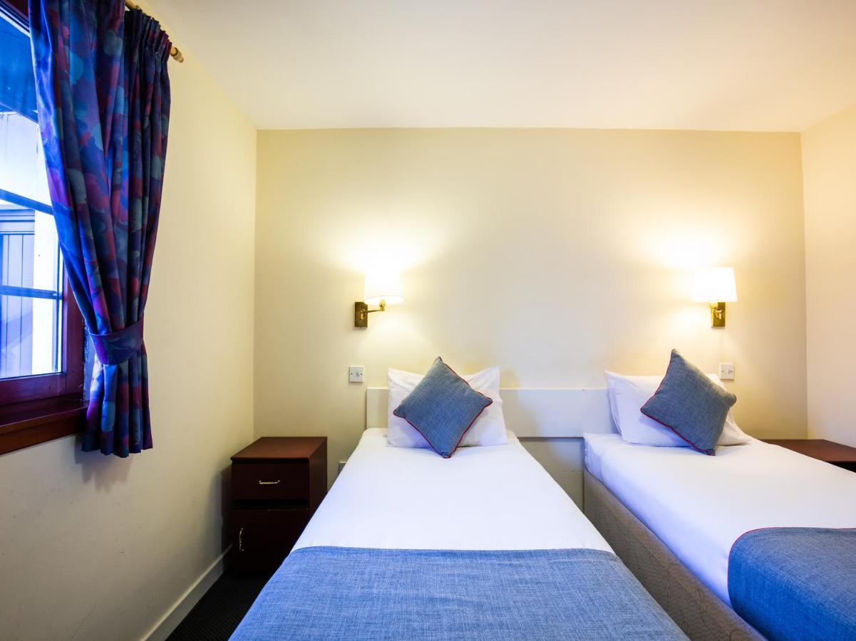 Longforgan Coaching Inn ดันดี ภายนอก รูปภาพ