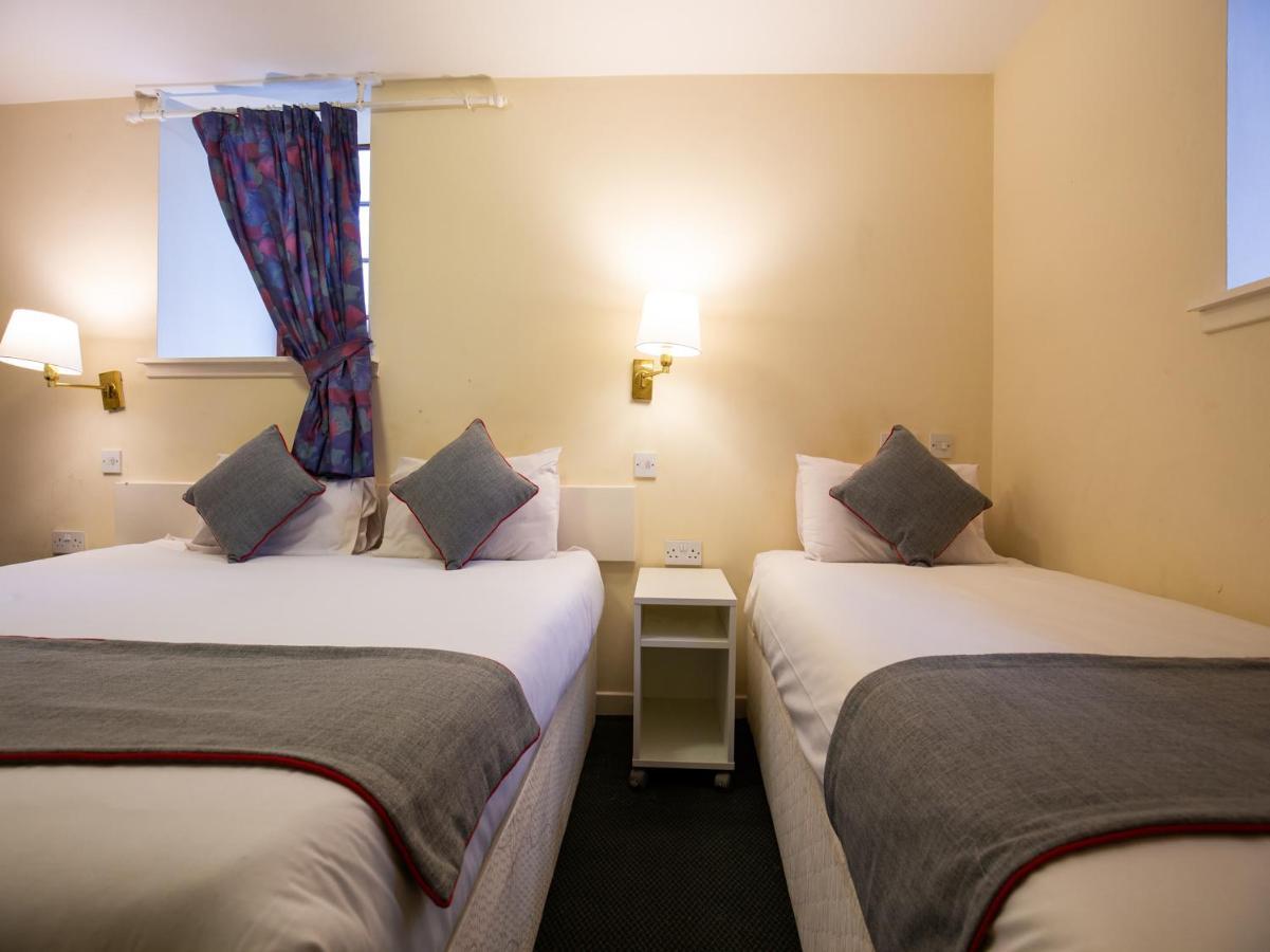 Longforgan Coaching Inn ดันดี ภายนอก รูปภาพ