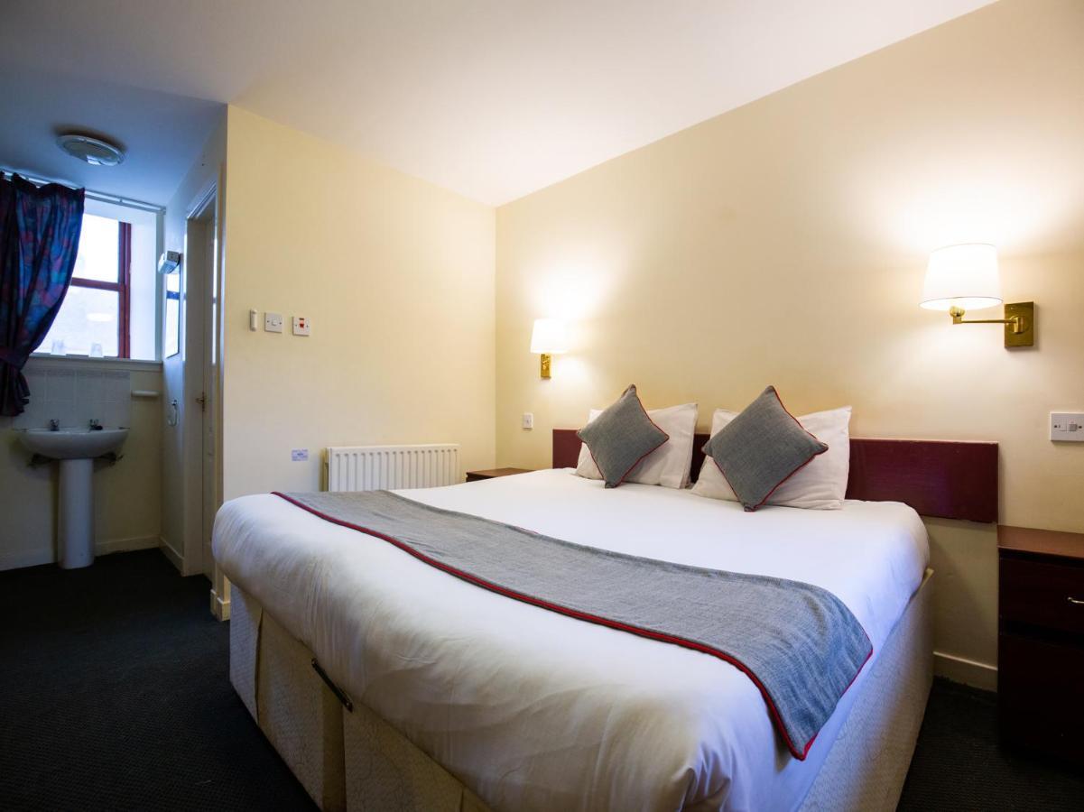 Longforgan Coaching Inn ดันดี ภายนอก รูปภาพ