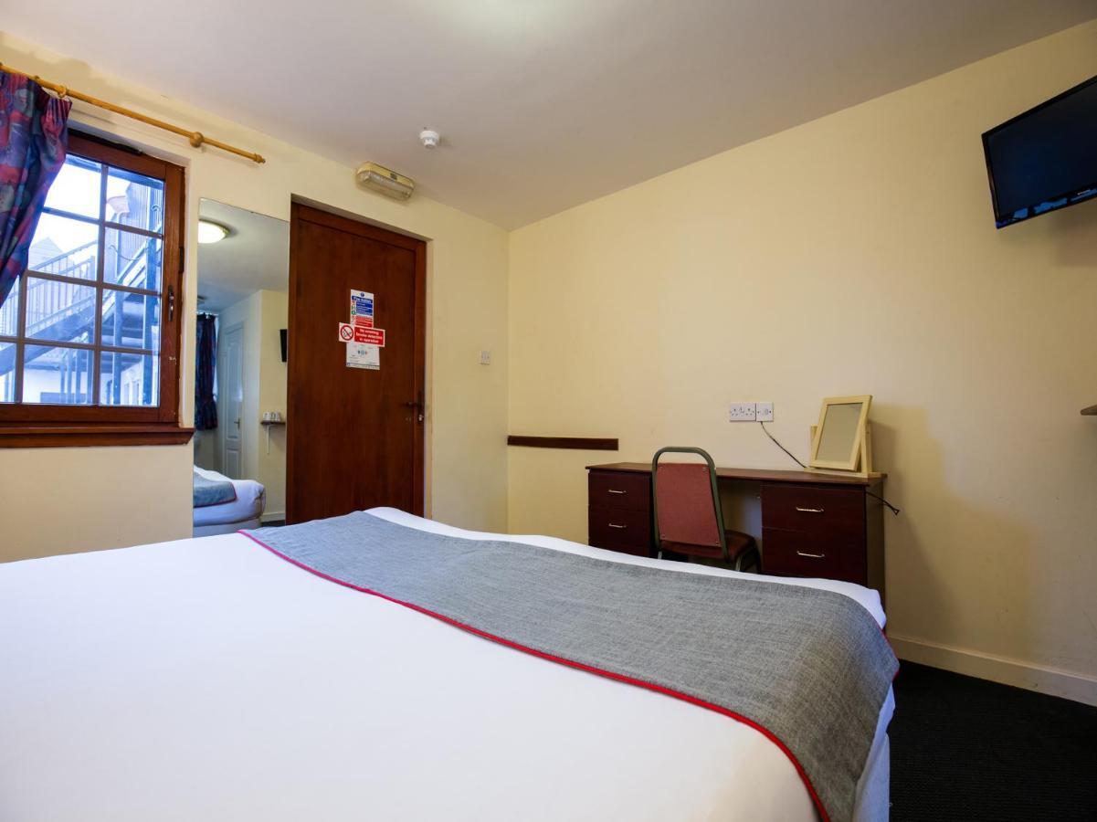 Longforgan Coaching Inn ดันดี ภายนอก รูปภาพ